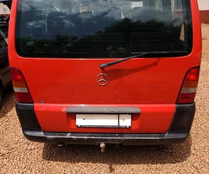 voiture mise en vente à BOBO-DIOULASSO